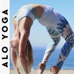 alo yoga Gypset Goddess Aria Leggings